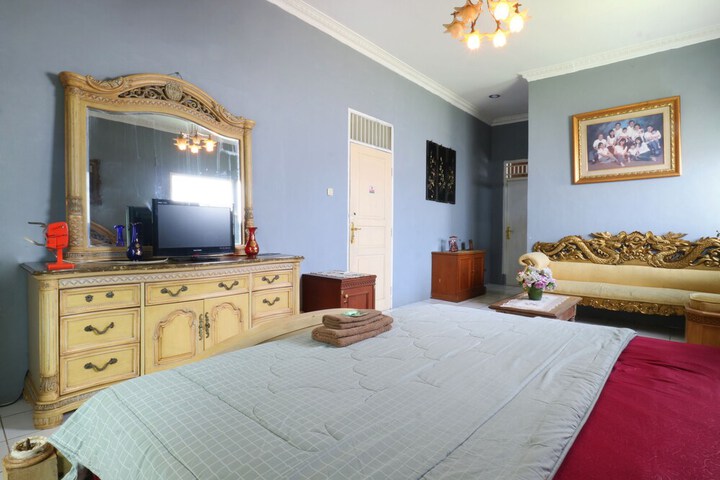 Room 17 of 43
