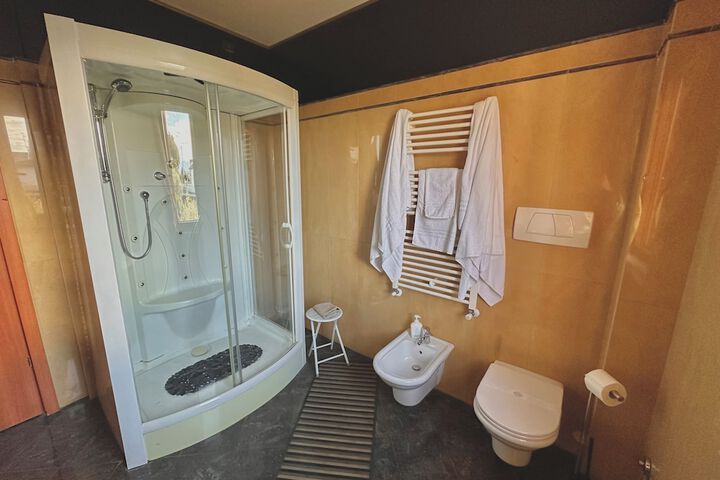 Bathroom Interior Photo