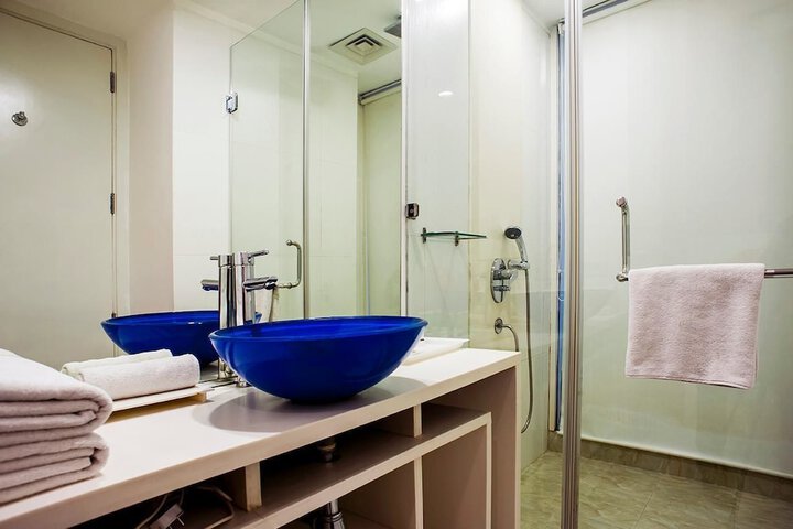 Room 4 of 47