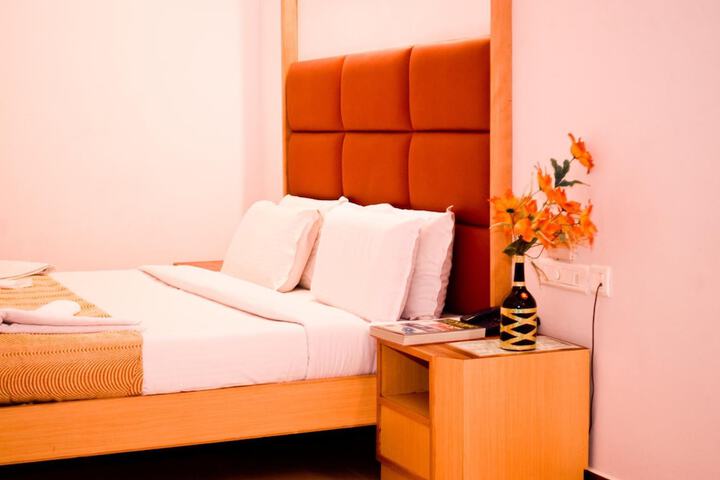 Room 28 of 61