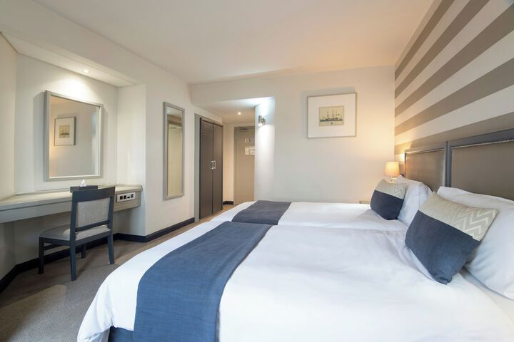 Room 16 of 70