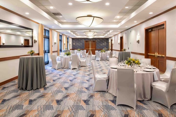 Banquet hall