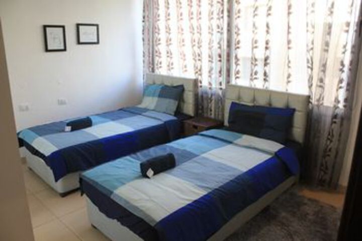 Room 12 of 31