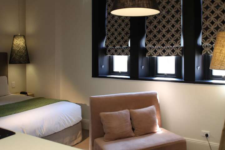 Room 4 of 26