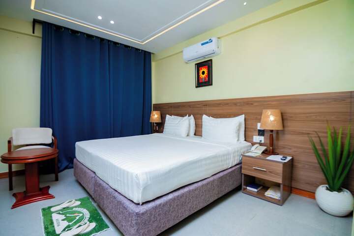 Room 72 of 167