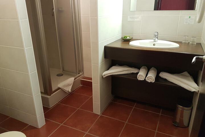 Room 18 of 54