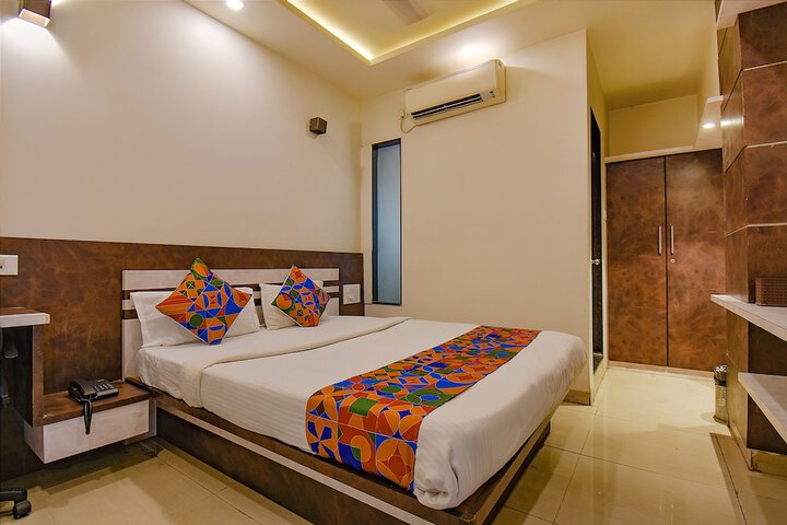 Room 20 of 37