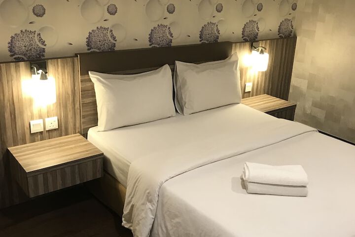 Room 8 of 45
