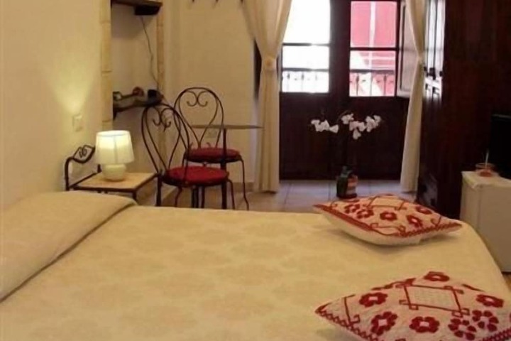 Room 15 of 39