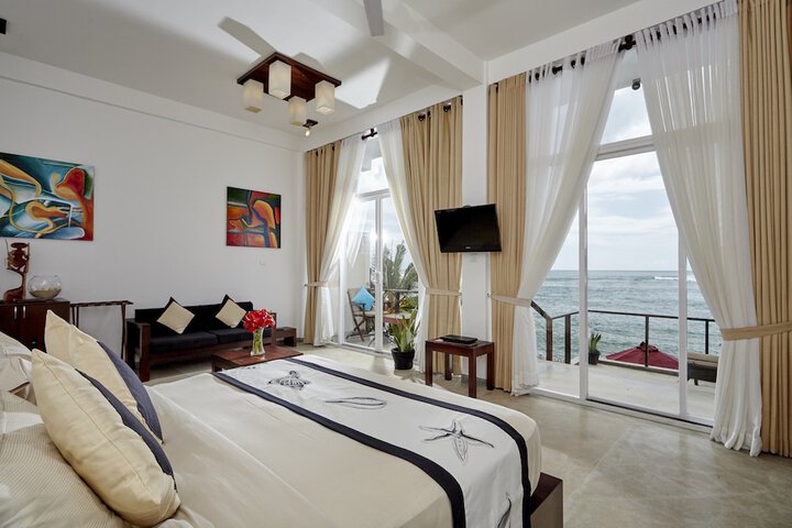 Room 22 of 53