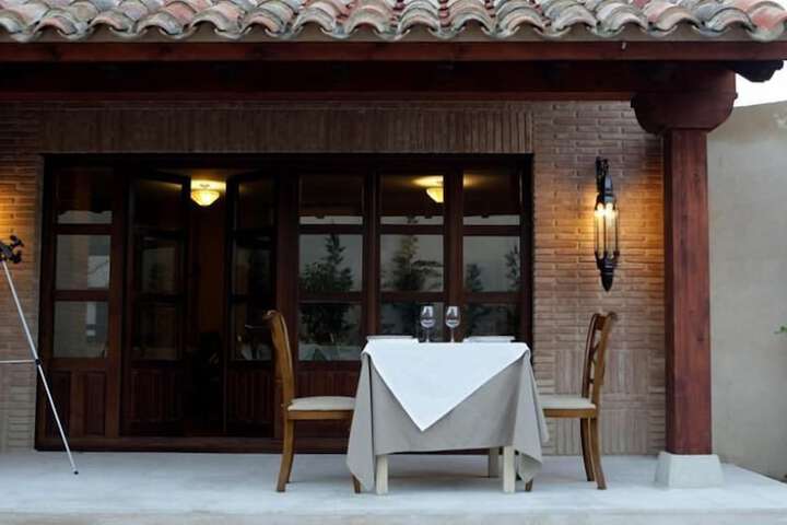 Dining Photos