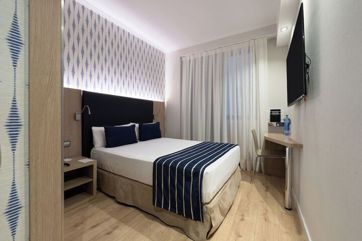 Room 20 of 49