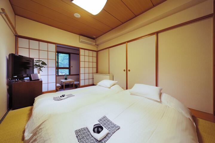 Room 7 of 56