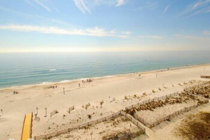 Beach 47 of 200