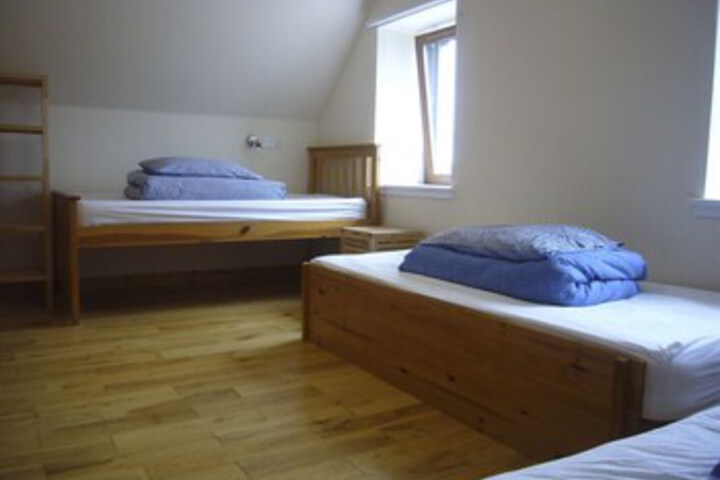 Room 147 of 162