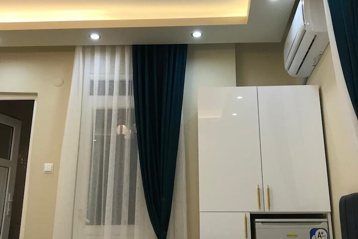 Room 17 of 40