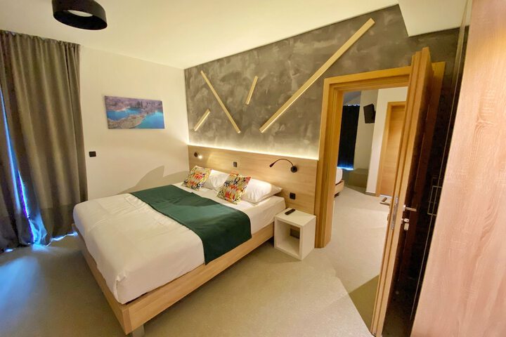 Room 30 of 71