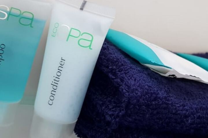 Bathroom amenities