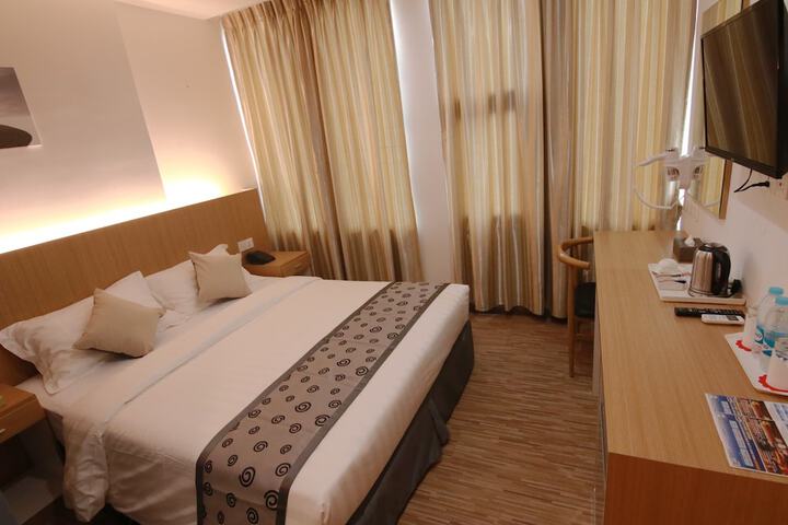 Room 9 of 60