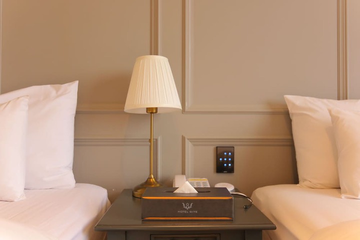 Room 58 of 190