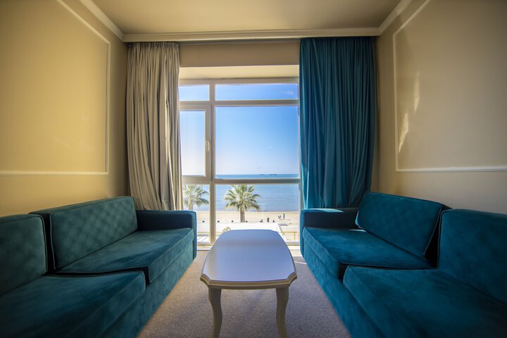 Room 92 of 164