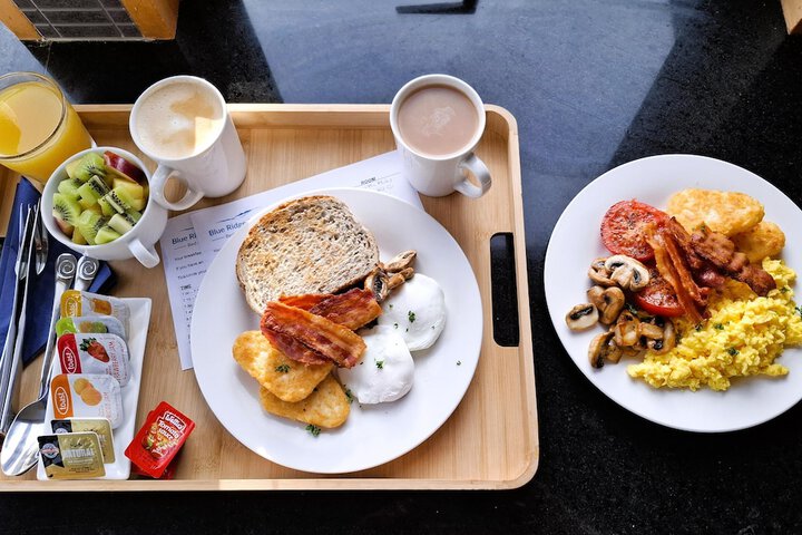 Breakfast/Coffee Service 19 of 26
