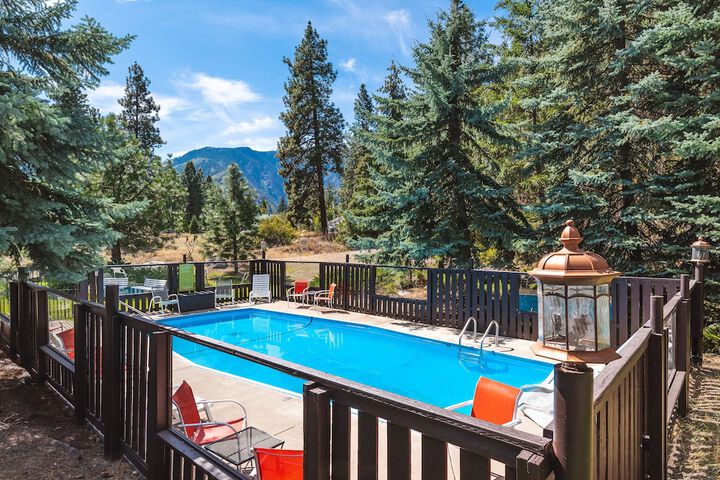 Pool 26 of 42