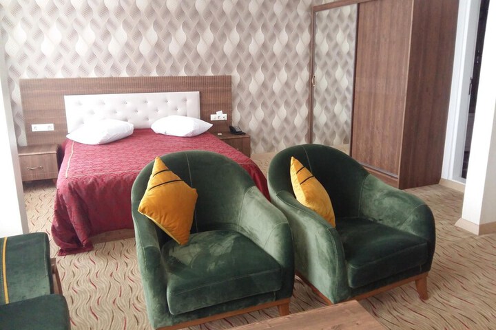 Room 16 of 56
