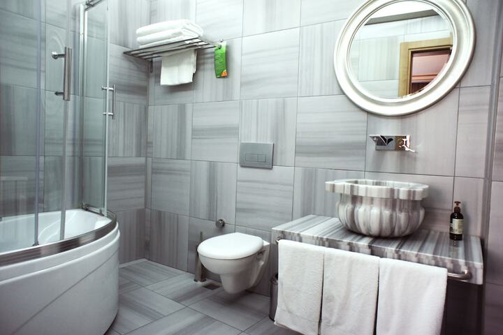 Clean Restrooms