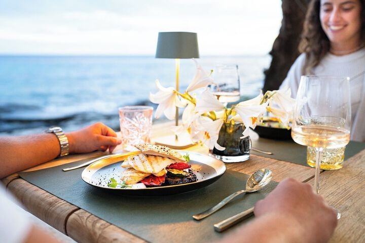 Dining 93 of 133
