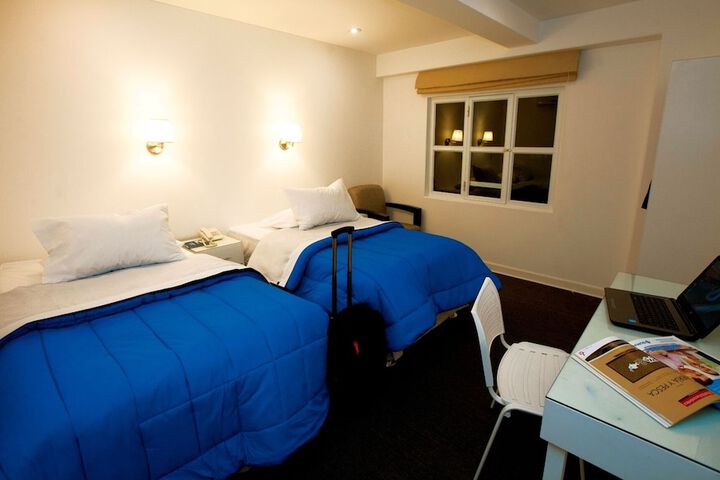 Room 5 of 19