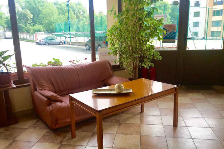 Entrance & Lobby