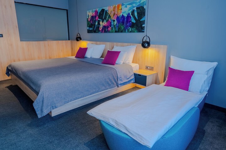 Room 29 of 73