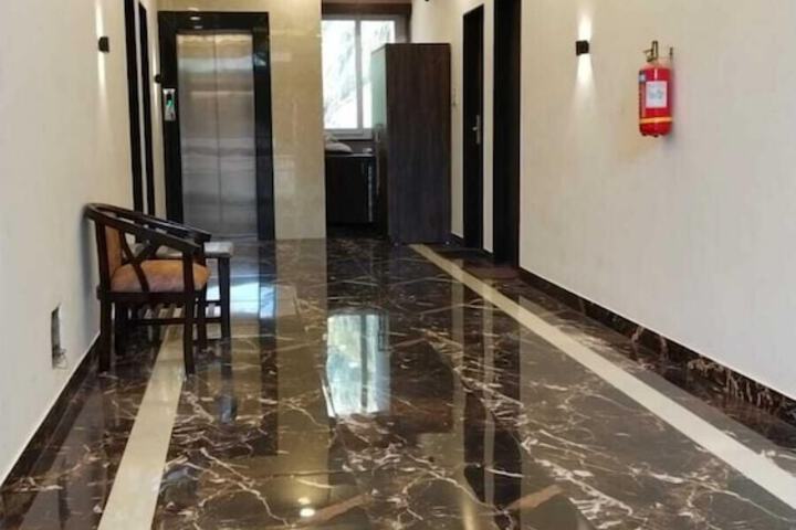 Hotel Interior 2 of 99