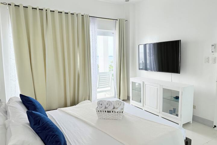 Room 43 of 108