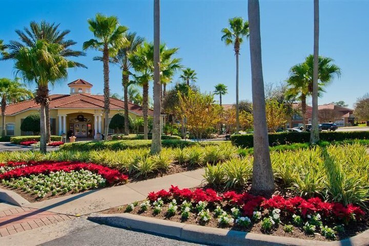 Hotel Exterior 117 of 130