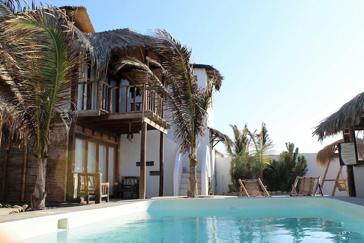 Pool Hotel