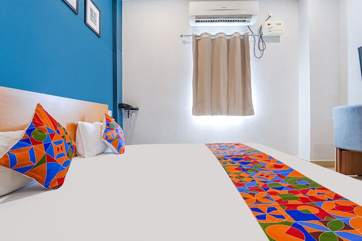 Room 16 of 24