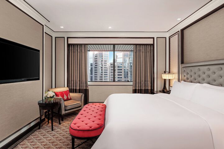 Room 54 of 96