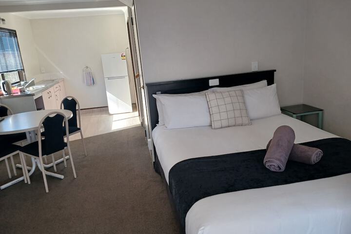 Room 26 of 120