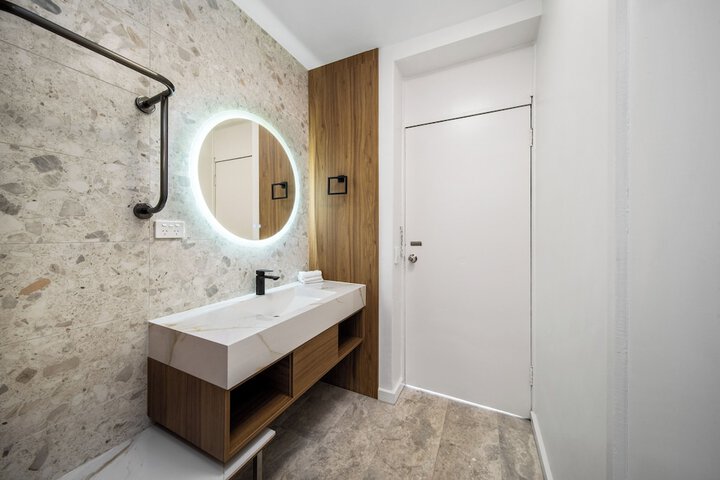 Room 10 of 22