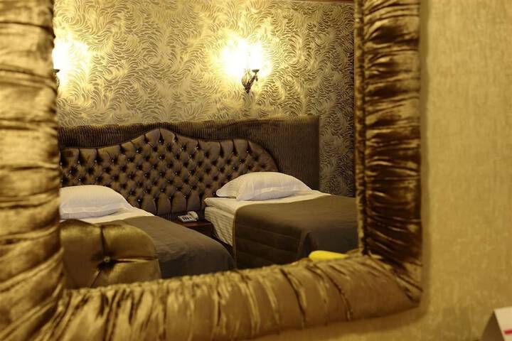 Room 3 of 22