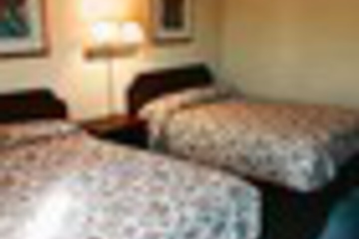 Room 68 of 144