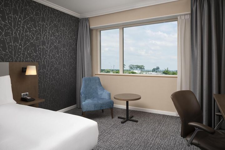 Room 41 of 85