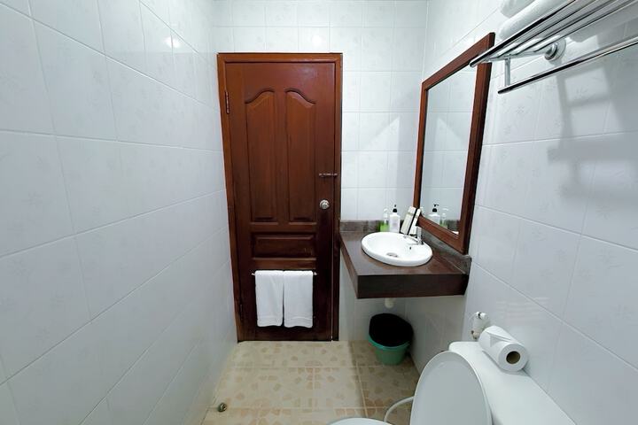 Room 74 of 134