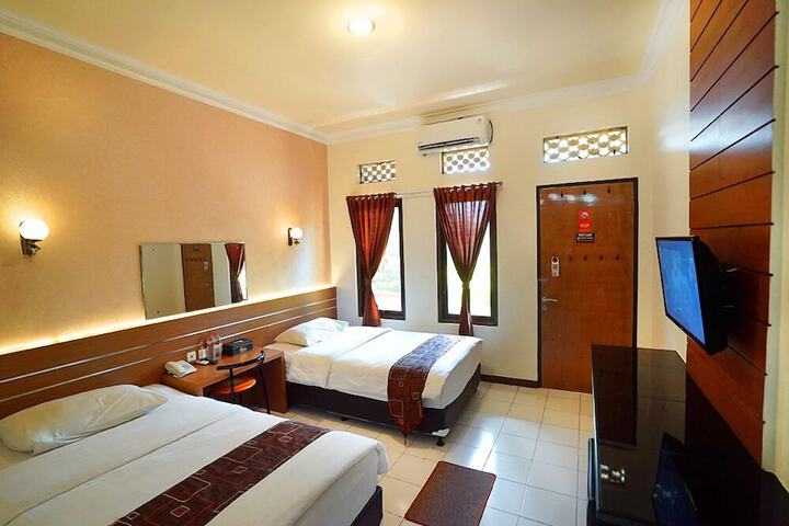 Room 8 of 26