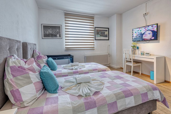 Room 20 of 43