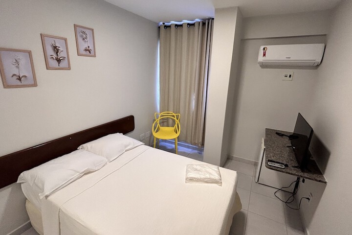 Room 5 of 52