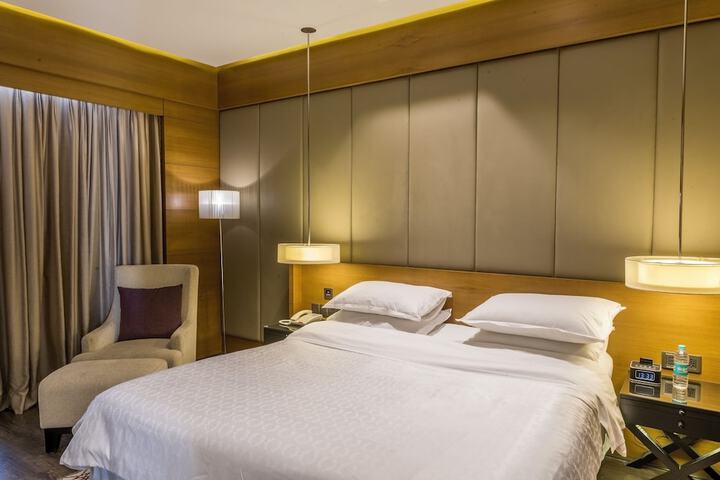 Room 20 of 112