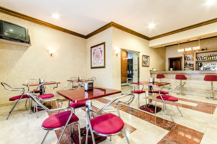 Coffee shop